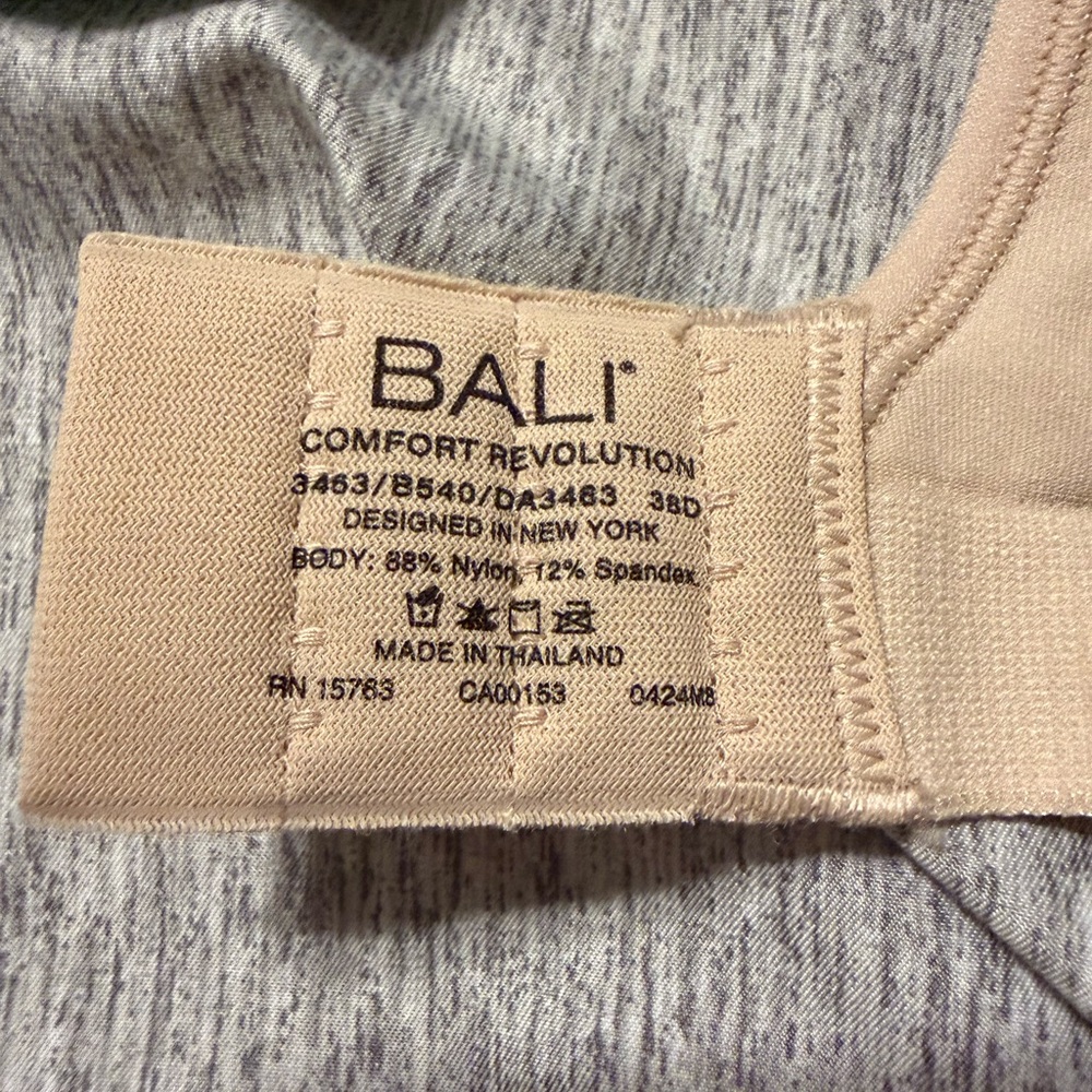 BALI Cool Comfort Wireless Bra - Picture 3 of 4